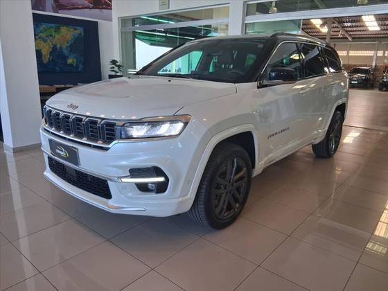 JEEP COMMANDER 2.0 HURRICANE 4 TURBO GASOLINA OVERLAND AT9
